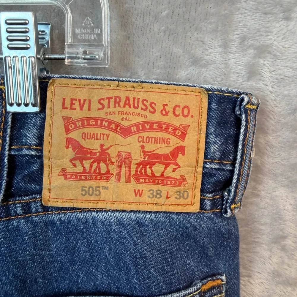 Levis Mens Jeans 38x30 Blue 505 Regular‎ Fit Straight Leg Denim Pants Western